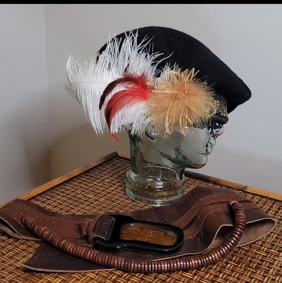 Rare 80's Lisandro Sarasola vintage leather belt. Halloween or theater costumes. - Picture 3 of 9